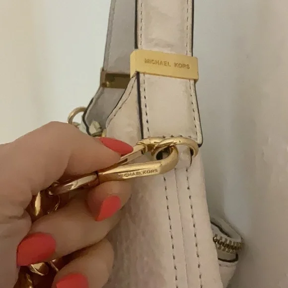 MICHAEL Michael Kors Bedford Large Leather Hobo Style Bag, White/Gold Tone - Picture 10 of 16